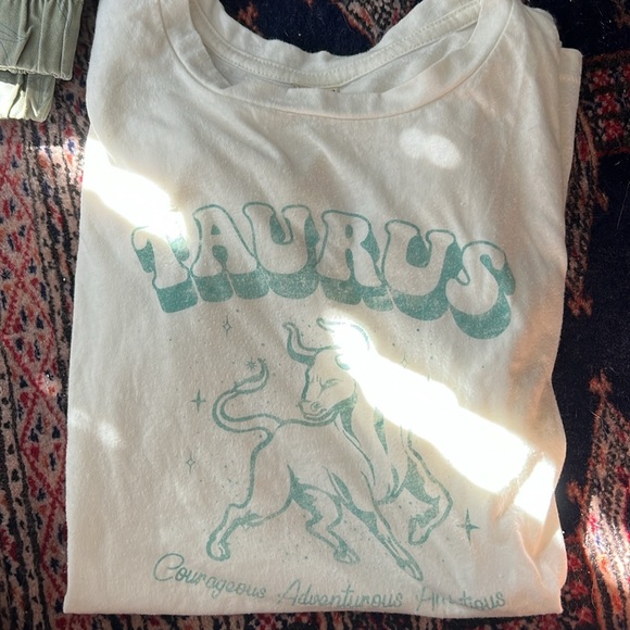 Buy the Look - Totally Zodiac - Picture 2 of 6